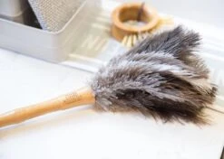 Plumeau Met Struisvogelveren, Bruin - KitchenCraft | Living Nostalgia -Huishoudelijke Artikelen Winkel 1200x857 1